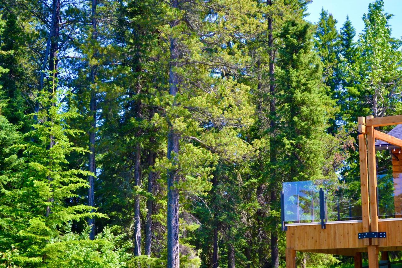 Schott'S Lake Conference & Resort Sundre Exterior photo